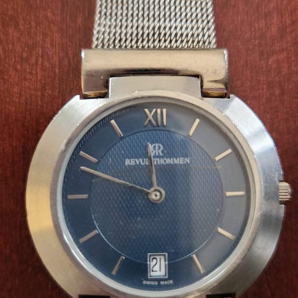 Revue Thommen Unisex Luxury Watch Swizz Made - Picture 3 of 7